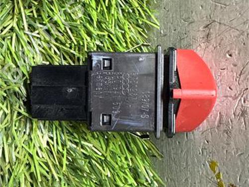 Warning switch AUDI A3 Sportback (8PA) 1.6 FSI | BP31911514I22