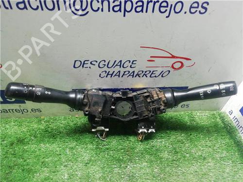 Commutateur PEUGEOT 107 (PM_, PN_) 1.0 (68 hp) 31897682