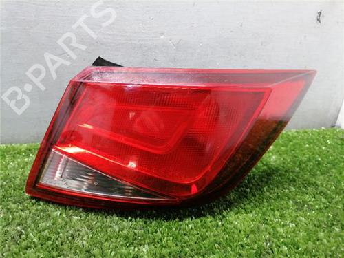 right-taillight-seat-leon-st-5f8-2012-2013-2014-2015-2016-2017-2018-2019-2020-32690359 main image