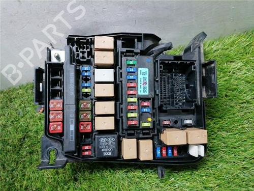 Used Fuse box HYUNDAI i40 I (VF) 1.7 CRDi (116 hp) 31935178