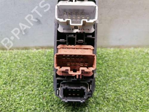 Left front window switch RENAULT LAGUNA II (BG0/1_) 2.0 dCi (BG1T) | BP39180719I27 - Image 3