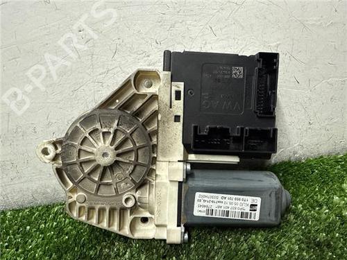 Used Left front window motor Left front window motor SEAT ALTEA XL (5P5, 5P8) 1.9 TDI (90 hp) 35747339 35747339