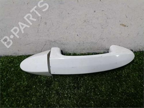Used Front right exterior door handle Front right exterior door handle 37083596 37083596