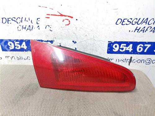 Used Left taillight ALFA ROMEO 147 (937_) 1.9 JTD (937.AXD1A, 937.BXD1A, 937.AXV1A, 937.BXB1A,... (115 hp) 31893256