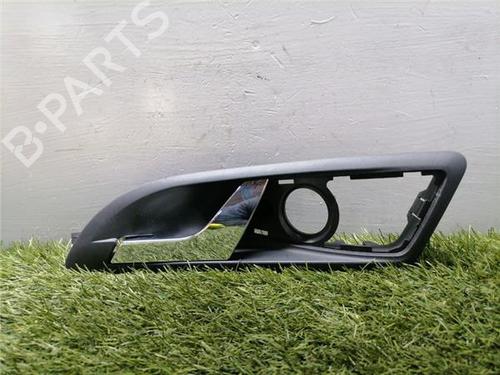 front-left-interior-door-handle-skoda-octavia-ii-1z3-2004-2005-2006-2007-2008-2009-2010-2011-2012-2013-31900858 main image