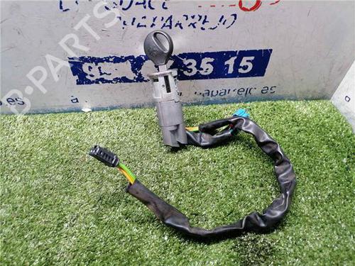 Used Switch PEUGEOT 206 Hatchback (2A/C) 1.4 16V (88 hp) 31900365