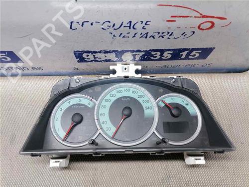 Instrument cluster TOYOTA COROLLA Verso (ZER_, ZZE12_, R1_) 2.2 D-4D (AUR10_, AUR10R) | BP31899947C47 