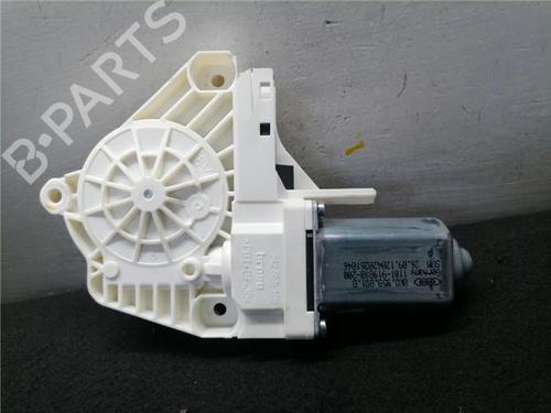 Used Left front window motor AUDI Q5 (FYB, FYG) 3.0 TDI quattro (286 hp) 31901149