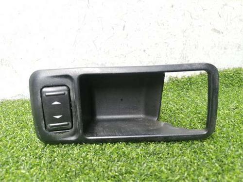 Used Right rear window switch Right rear window switch FORD KUGA I 2.0 TDCi (136 hp) 40025360 40025360