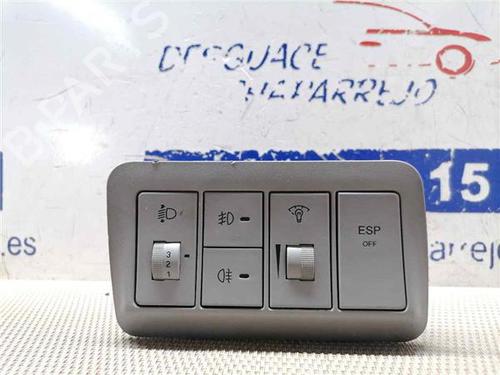 switch-hyundai-santa-fe-ii-cm-2005-2006-2007-2008-2009-2010-2011-2012-2013-2014-2015-31899798 main image