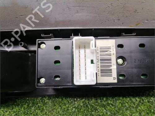 Left front window switch KIA CEE'D Hatchback (ED) 1.6 CRDi 115 | BP38608646I27 - Image 3