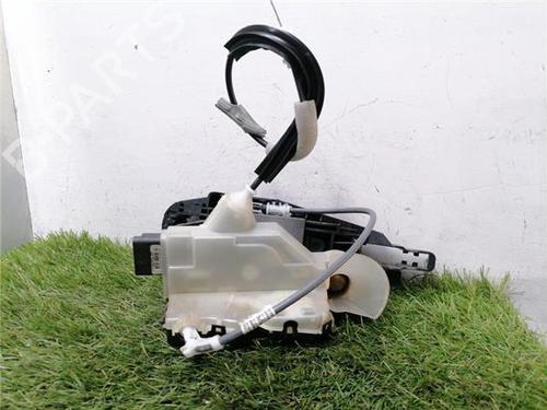 front-left-lock-peugeot-3008-ii-suv-mc_-mr_-mj_-m4_-2016-31901088 main image