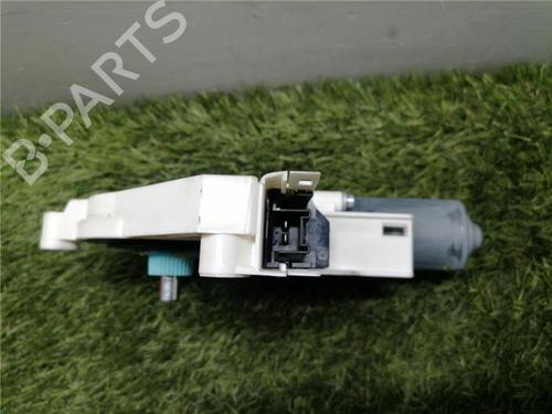 Right front window motor AUDI Q5 (8RB) 2.0 TDI quattro | BP31900828E20