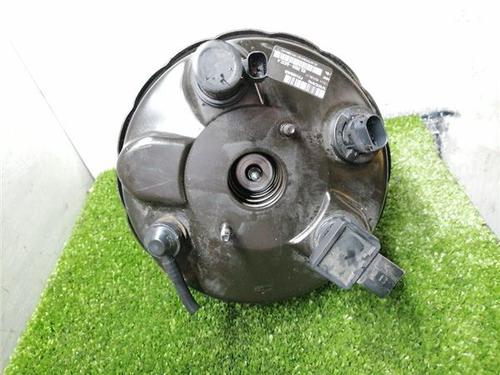 Used Servo brake VOLVO V60 I (155) D5 Hybrid AWD (230 hp) 32821317