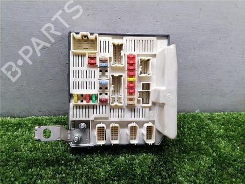 Used Fuse box Fuse box 36849916 36849916