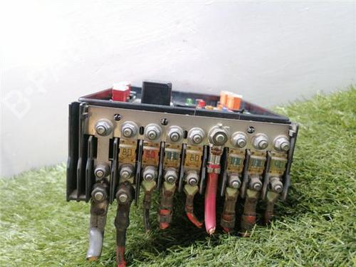 Fuse box VW PASSAT B6 (3C2) 2.0 TDI 16V | BP33415504E1 - Image 2