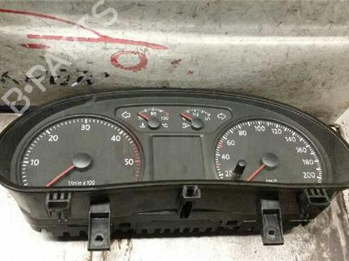 Used Instrument cluster VW POLO IV (9N_, 9A_) 1.4 TDI (70 hp) 31895845