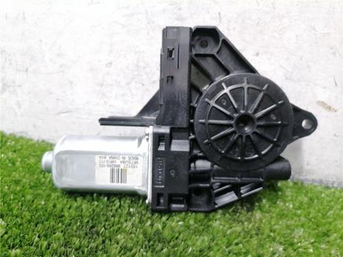 right-front-window-motor-volvo-v60-i-155-2010-2011-2012-2013-2014-2015-2016-2017-2018-32821351 main image