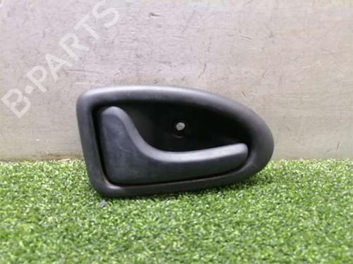 Used Front left interior door handle Front left interior door handle RENAULT CLIO II (BB_, CB_) 1.9 D (B/CB0E, BB0J) (64 hp) 39755162 39755162