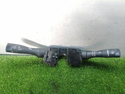 switch-nissan-juke-f15-2010-2011-2012-2013-2014-2015-2016-2017-2018-2019-33969984 main image