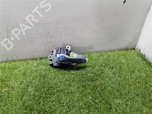 front-left-interior-door-handle-mitsubishi-lancer-viii-cy_a-cz_a-2007-31901644 main image