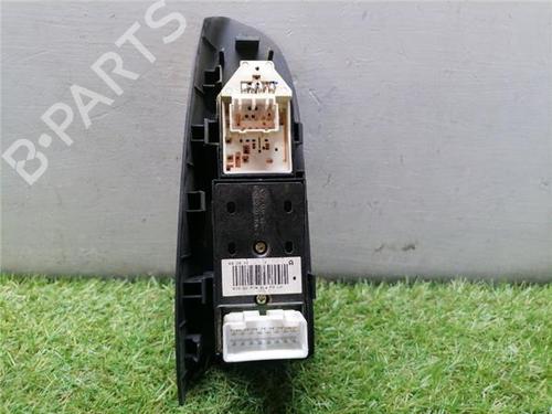 Left front window switch KIA CEE'D Hatchback (ED) 2.0 CRDi 140 | BP33478041I27 - Image 2