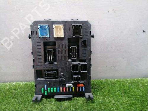 Used Fuse box Fuse box CITROËN C4 I (LC_) 1.4 16V (88 hp) 35269784 35269784