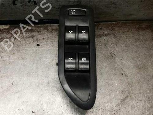 Used Left front window switch RENAULT VEL SATIS (BJ0_) 2.2 dCi (BJ0E, BJ0F) (150 hp) 31895896