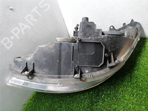 Right headlight PEUGEOT 307 SW (3H) 1.6 HDI 110 | BP32253674C29
