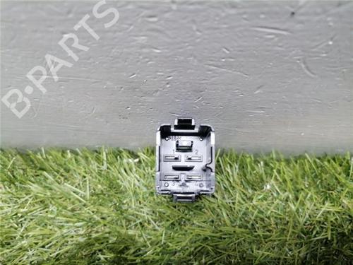 Warning switch VW PASSAT B6 (3C2) 2.0 TDI 16V | BP33415519I22 - Image 2