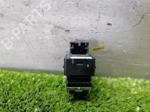 Right front window switch AUDI A3 Sportback (8VA, 8VF) 1.6 TDI | BP31901267I26