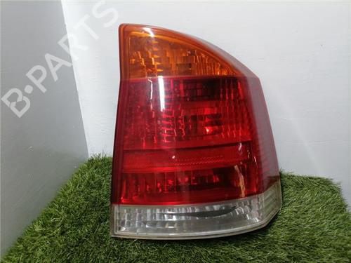 right-taillight-opel-vectra-c-z02-2002-2003-2004-2005-2006-2007-2008-2009-31894149 main image