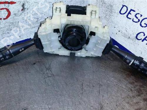 Used Switch MITSUBISHI COLT VI (Z3_A, Z2_A) 1.5 DI-D (Z39A) (95 hp) 31896111