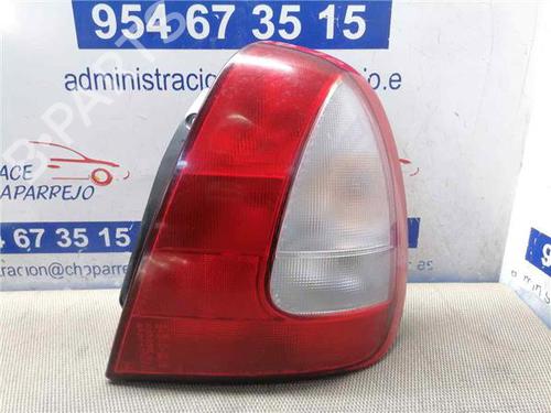 Feu arrière droit DAEWOO NUBIRA (J100) 1.6 16V (106 hp) 31893540