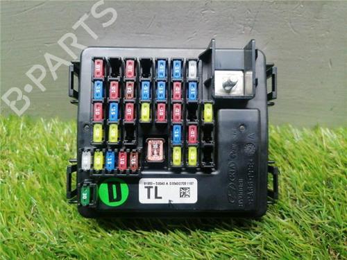 Used Fuse box HYUNDAI TUCSON (TL, TLE) 1.7 CRDi (116 hp) 31890783