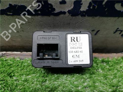 Left front window switch OPEL CORSA C (X01) 1.0 (F08, F68) | BP31899001I27