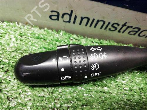 Switch TOYOTA COROLLA (_E12_) 2.0 D-4D (CDE120R, CDE120L_) | BP31896772I30