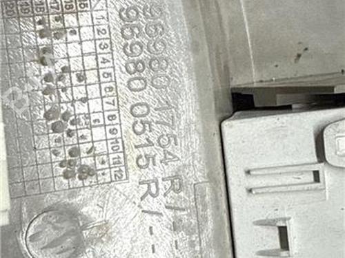 Interior roof light RENAULT CLIO IV (BH_) 0.9 TCe 75 (BHNP) | BP32457282I8