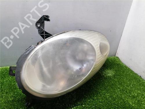 Used Right headlight Right headlight NISSAN MICRA III (K12) 1.2 16V (80 hp) 33415692 33415692