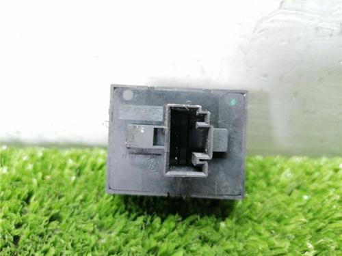 Left front window switch VW GOLF V (1K1) 1.9 TDI | BP36395467I27 - Image 2