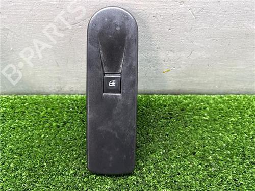 right-front-window-switch-renault-captur-i-j5_-h5_-2013-31901796 main image