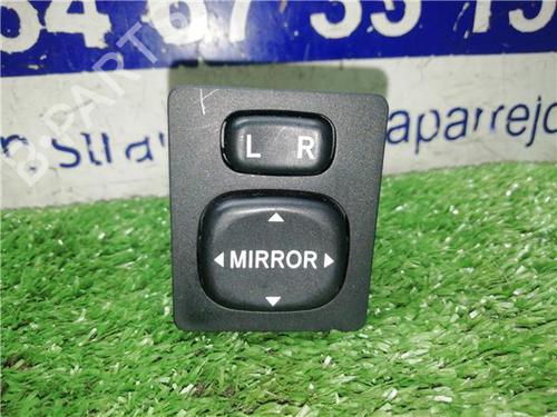 Commande retroviseurs TOYOTA COROLLA Verso (ZER_, ZZE12_, R1_) 2.2 D-4D (AUR10_, AUR10R) (136 hp) 31892285