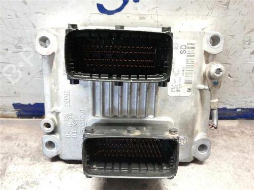 Used Electronic module OPEL CORSA C (X01) 1.2 (F08, F68) (75 hp) 31889695