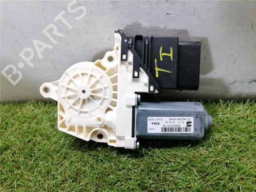 Used Left rear window motor Left rear window motor SEAT ALTEA XL (5P5, 5P8) 1.9 TDI (105 hp) 34609090 34609090