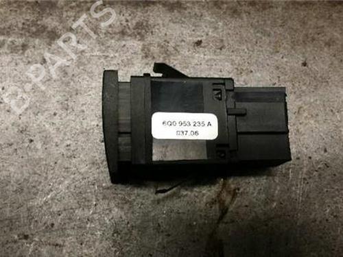 Warning switch VW POLO IV (9N_, 9A_) 1.4 TDI | BP31895855I22