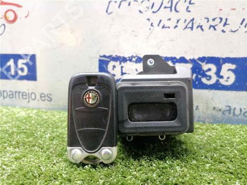 Commutateur ALFA ROMEO 159 (939_) 1.9 JTDM 16V (939AXC1B, 939AXC12) (150 hp) 31900111