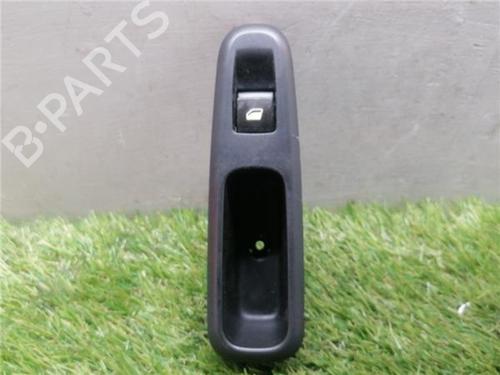 Used Right front window switch PEUGEOT 5008 (0U_, 0E_) 2.0 HDi 150 / BlueHDi 150 (150 hp) 32821159