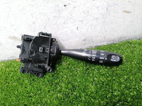 switch-toyota-yaris-_p1_-1999-2000-2001-2002-2003-2004-2005-33478377 main image