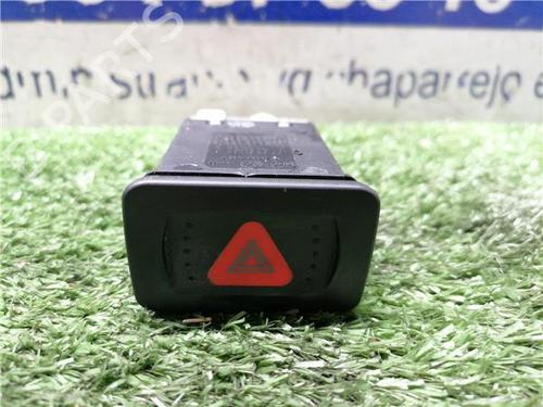 warning-switch-vw-golf-iv-1j1-1997-1998-1999-2000-2001-2002-2003-2004-2005-2006-2007-2008-31897795 main image