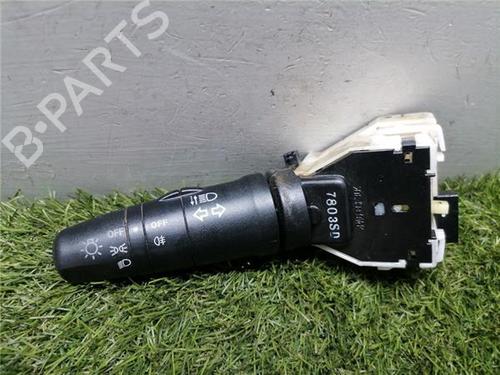 Used Switch NISSAN X-TRAIL II (T31) 2.0 dCi 4x4 (150 hp) 31900959